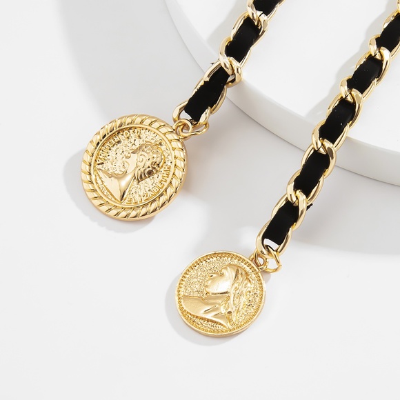 Royalty Coin Pendant Chain – Adjustable Gold Necklace, Choker or Lariat - Picture 4 of 8